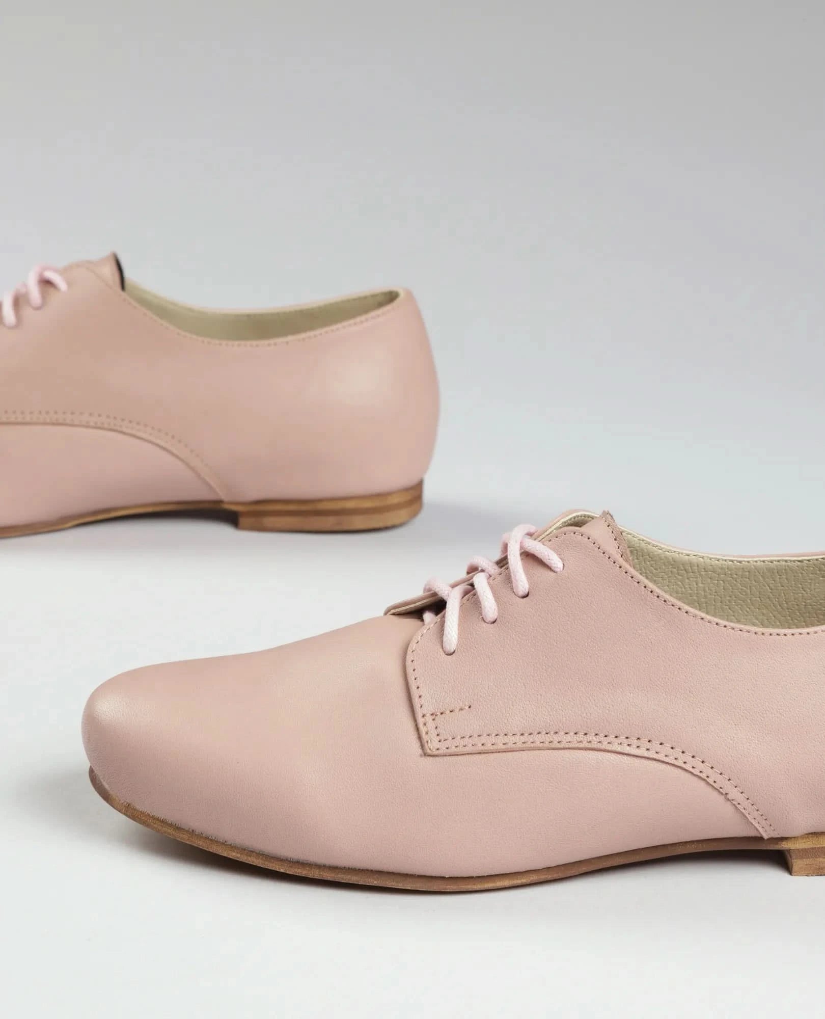 נעלי שרוכים - שירה - B Unique -  נעלי סירה