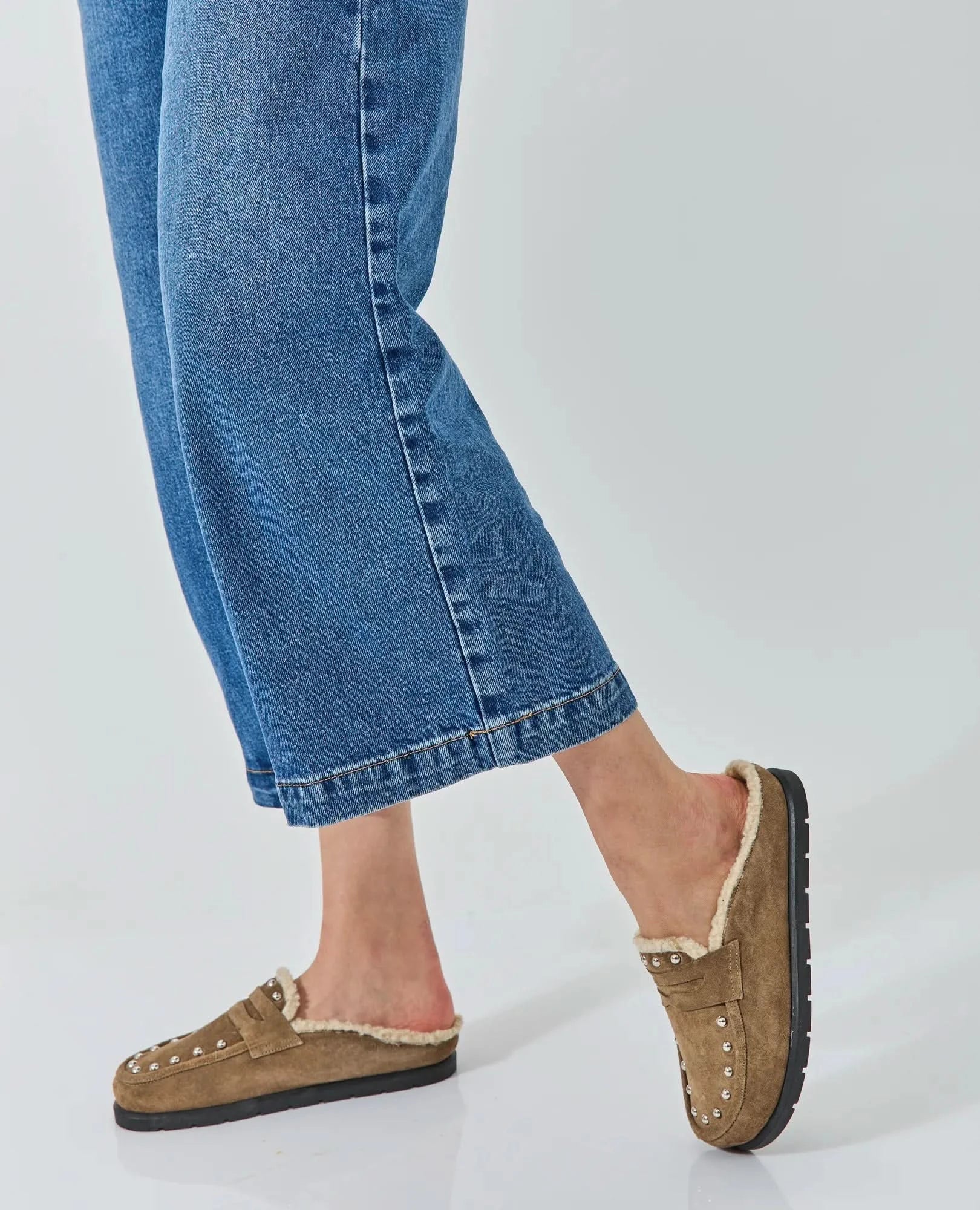 כפכפים סגורים - הדס - B Unique -  כפכפים