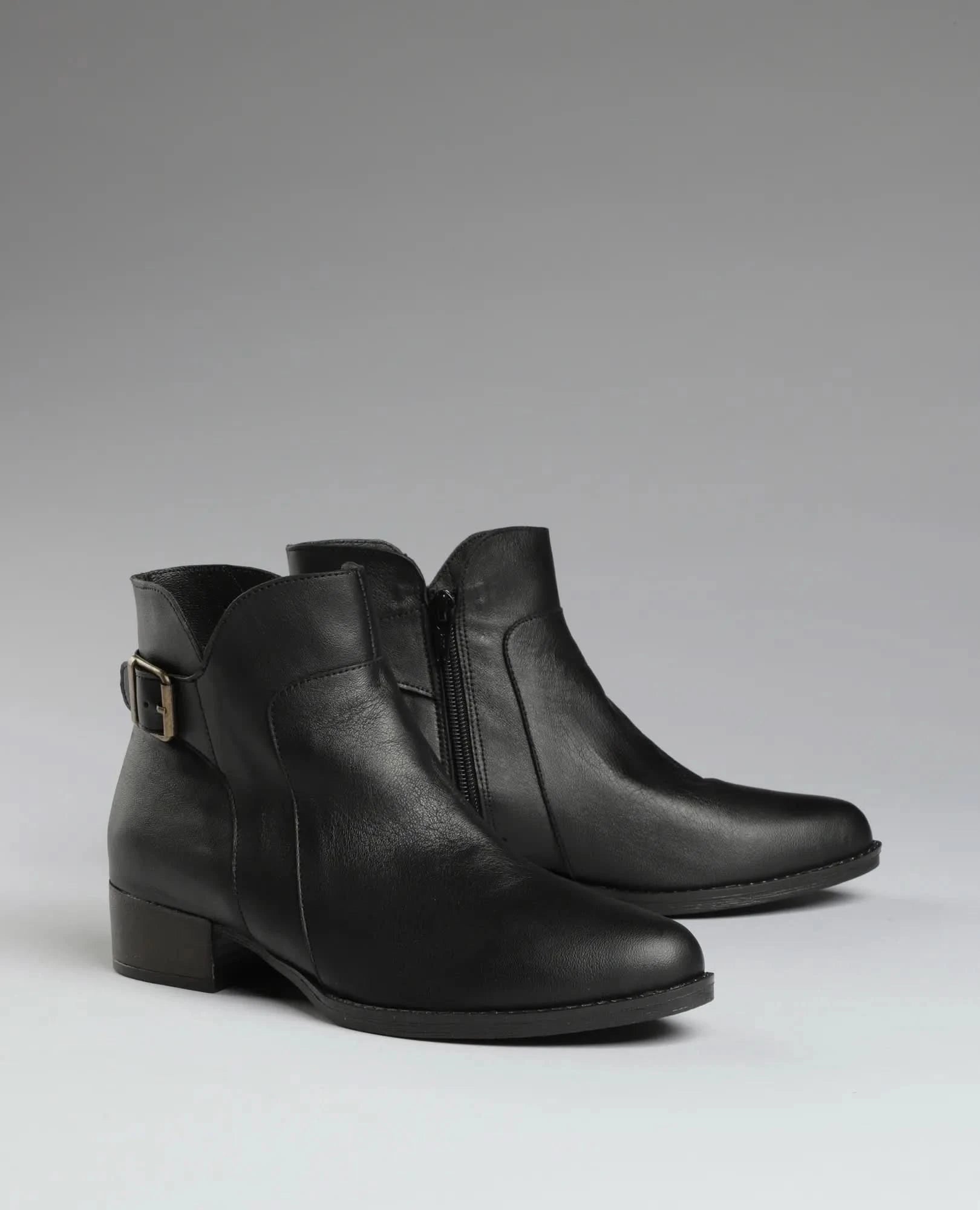 מגפונים עם אבזם- אוריה - B Unique -  מגפונים