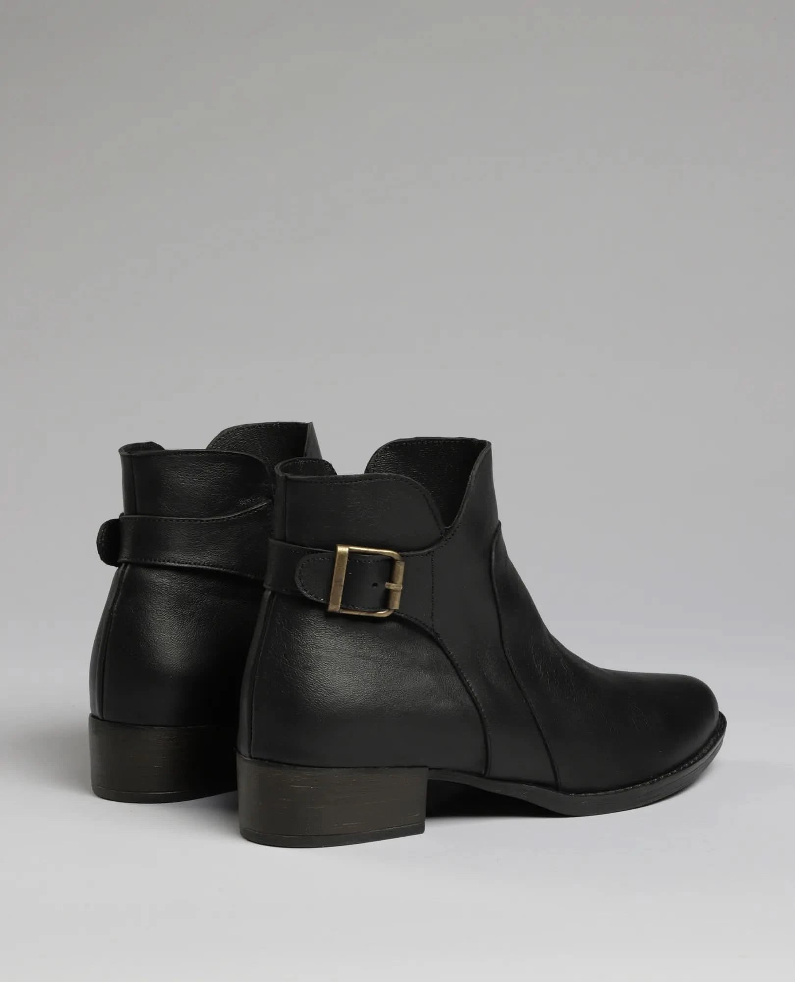 מגפונים עם אבזם- אוריה - B Unique -  מגפונים