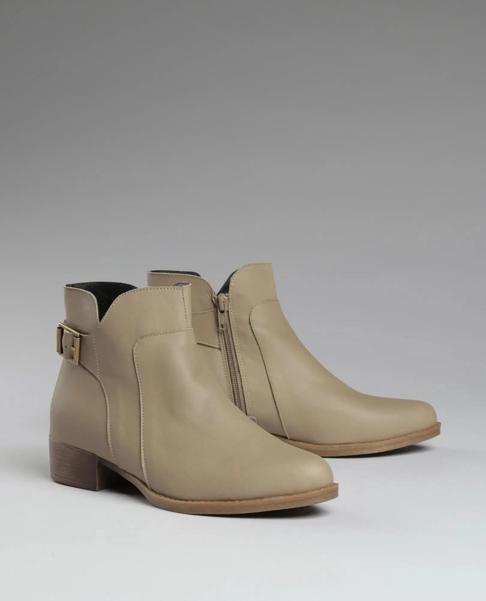 מגפונים עם אבזם- אוריה - B Unique -  מגפונים