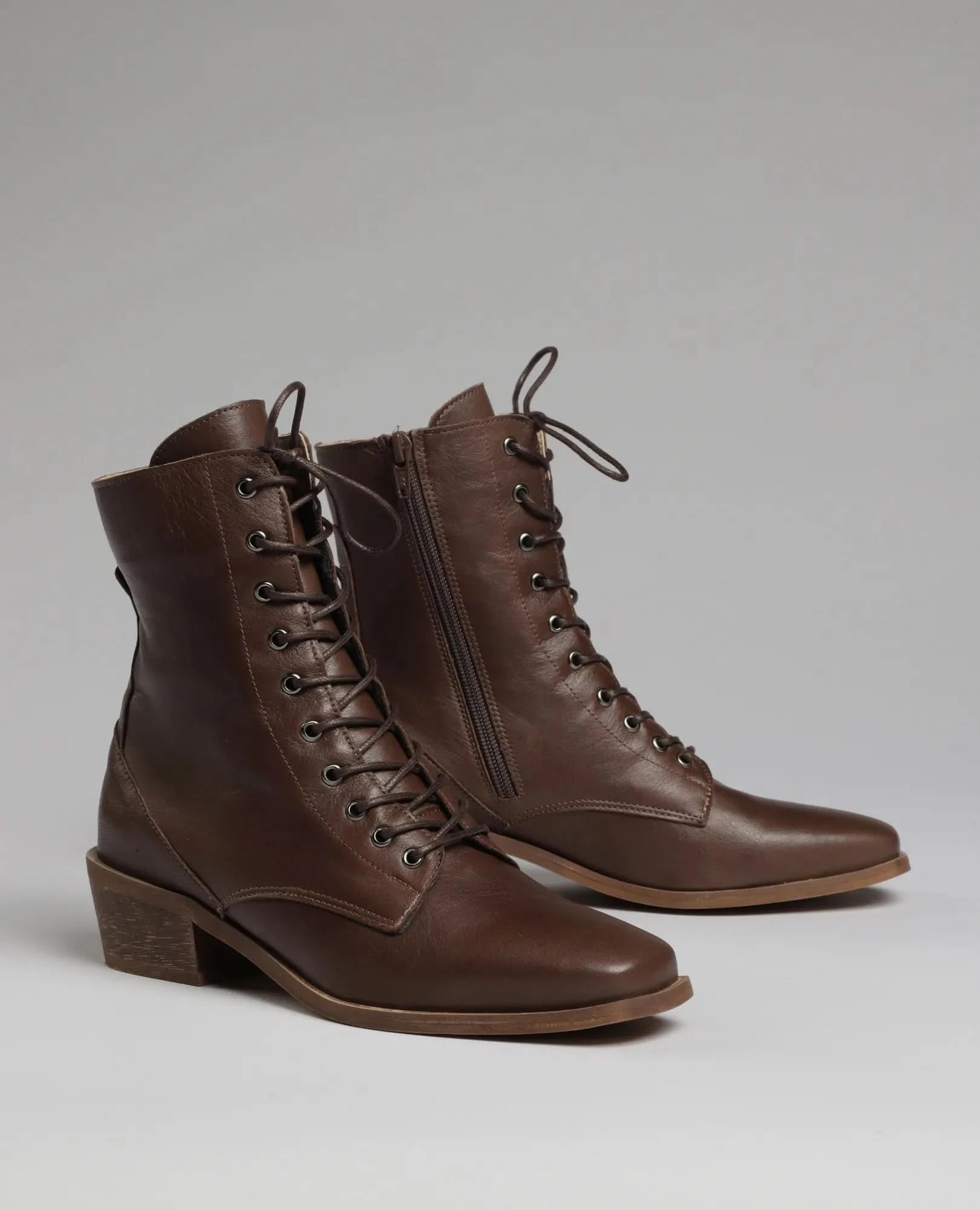 מגפונים עם שרוכים- שיר - B Unique -  מגפונים