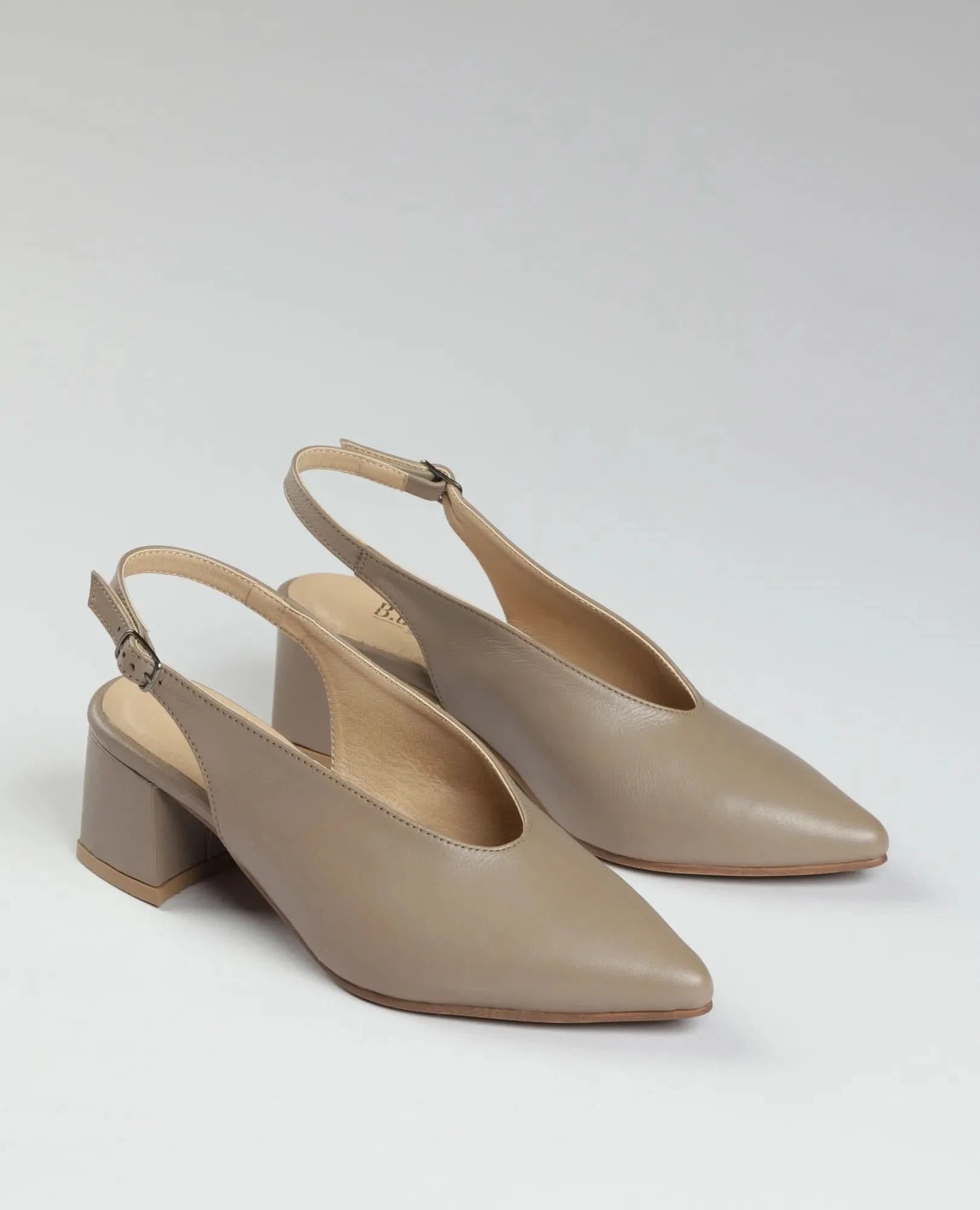 נעלי עקב שפיץ - דנה - B Unique -  נעלי עקב