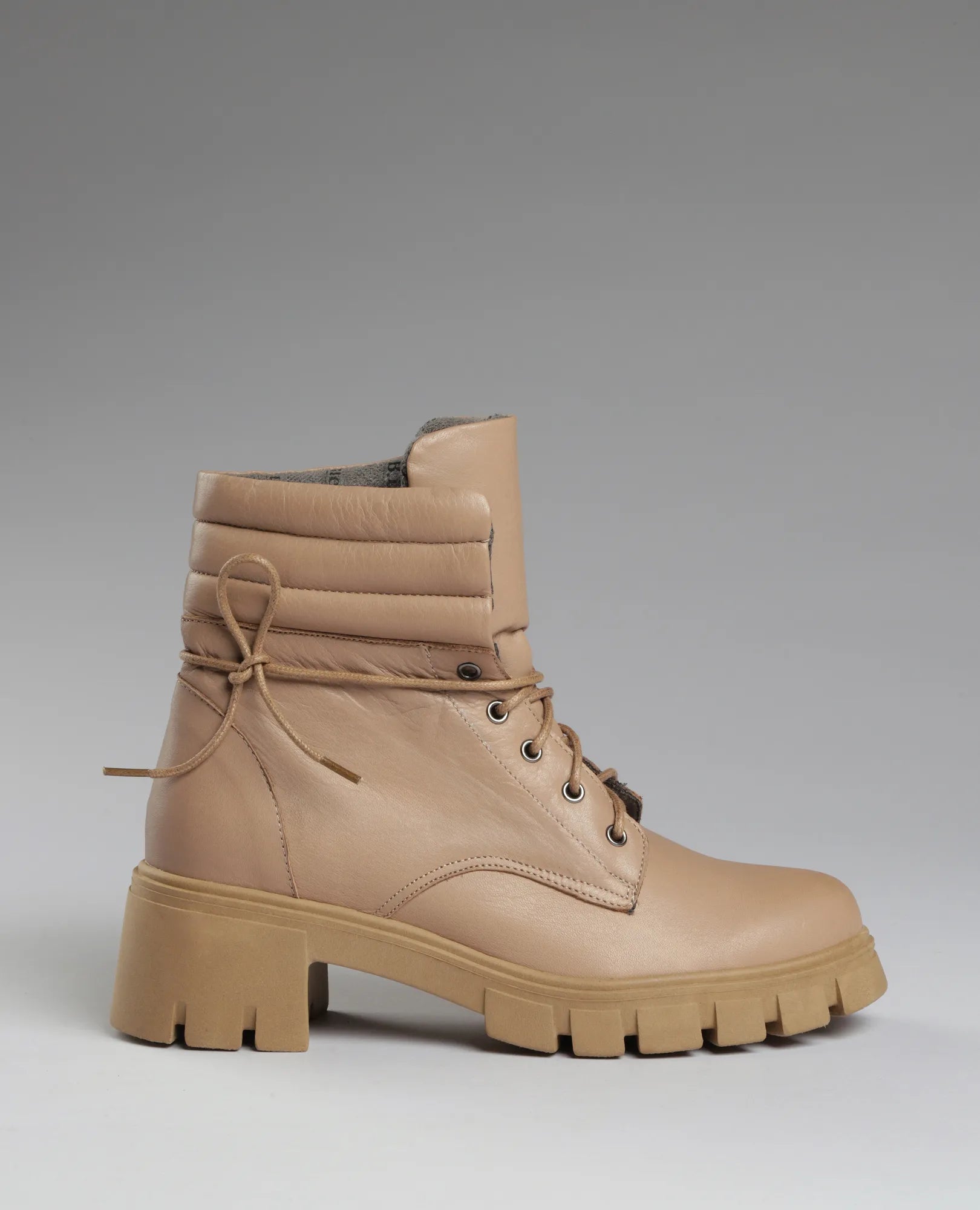 מגפוני שרוכים - הדר