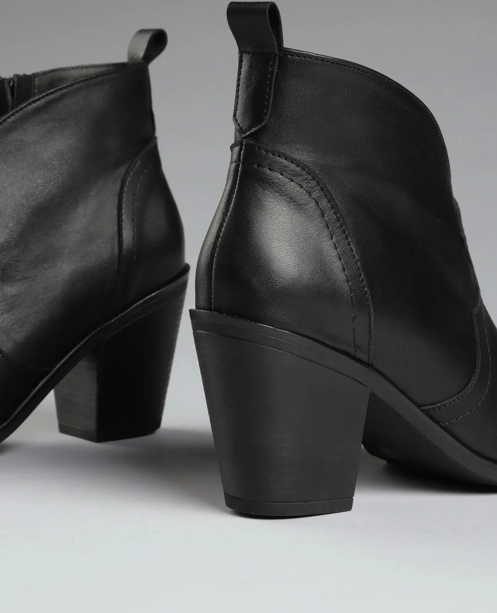 מגפוני בוקרים - עומרי - B Unique -  מגפונים