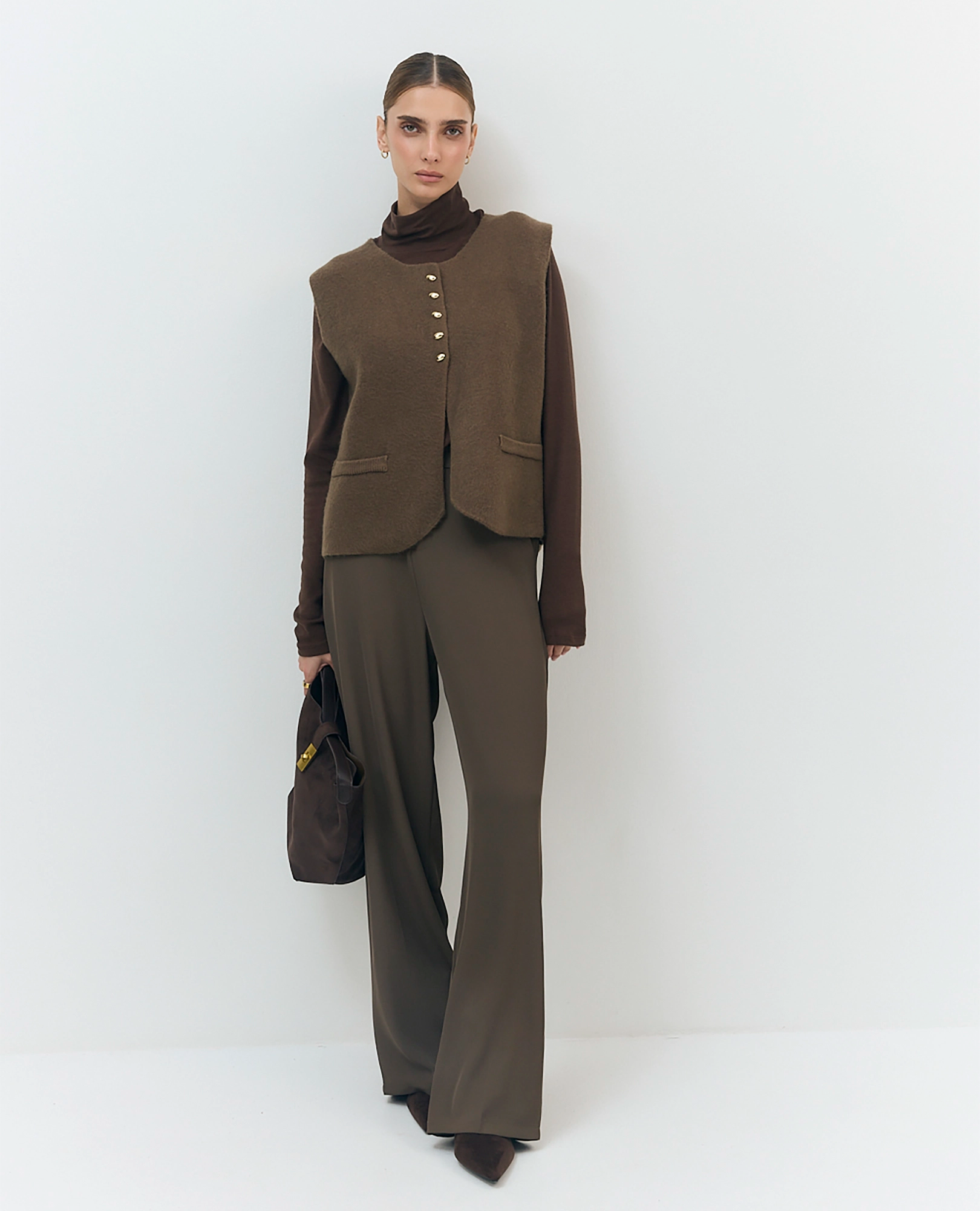 ווסט סריג מחוייט - B Unique -  ווסטים