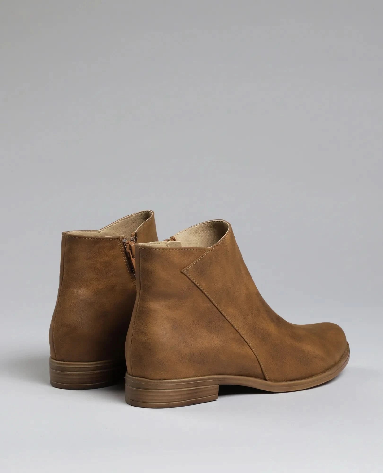 מגפונים שטוחים- נויה - B Unique -  מגפונים