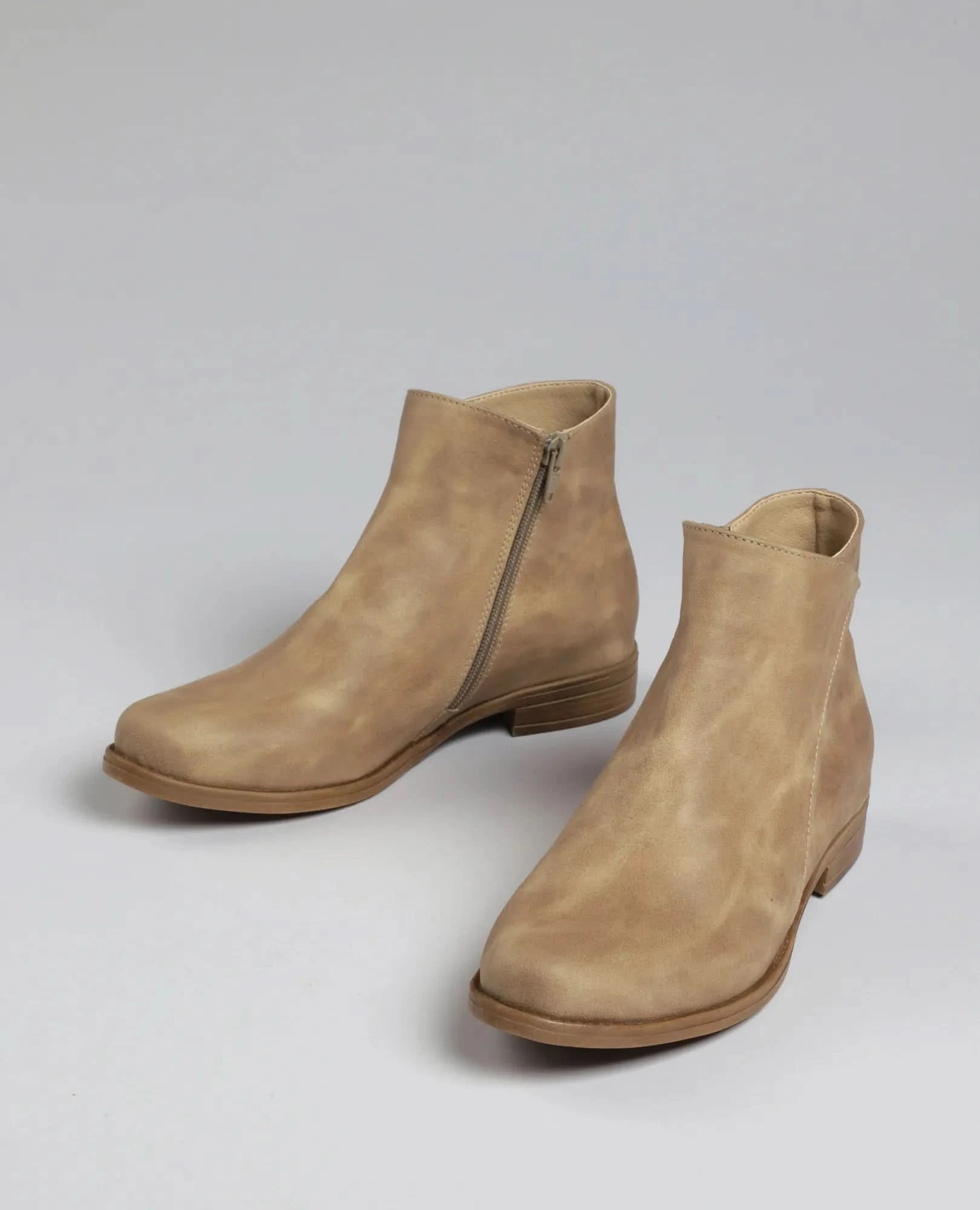 מגפונים שטוחים- נויה - B Unique -  מגפונים