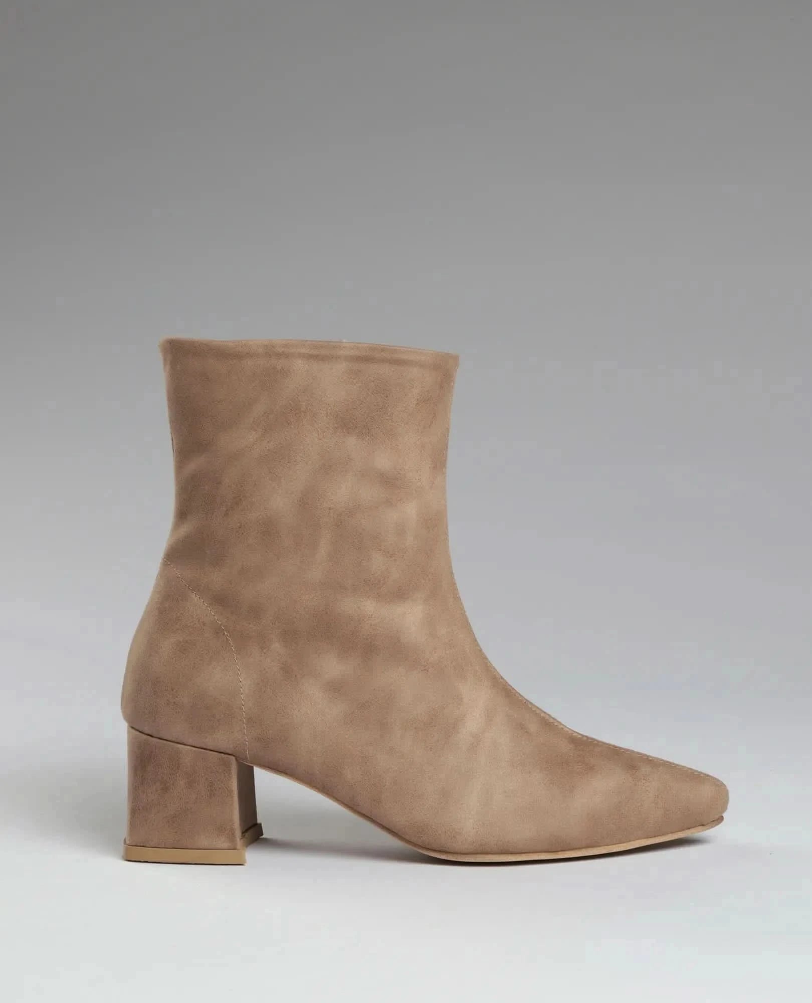 מגפוני שפיץ- ננסי - B Unique -  מגפונים