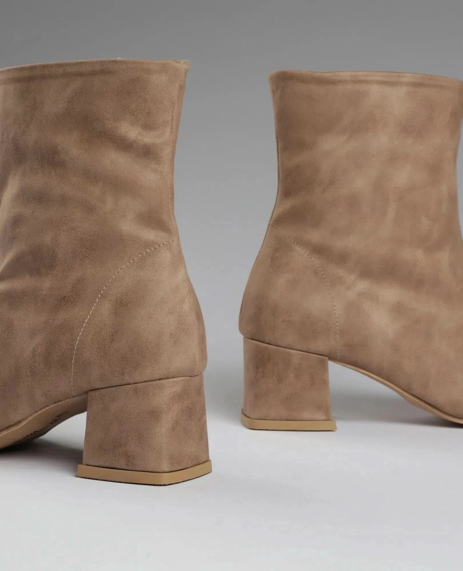 מגפוני שפיץ- ננסי - B Unique -  מגפונים