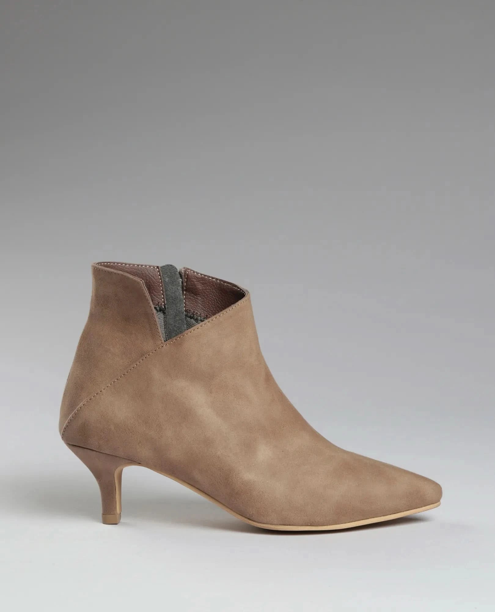 מגפוני עקב - אור - B Unique -  מגפונים