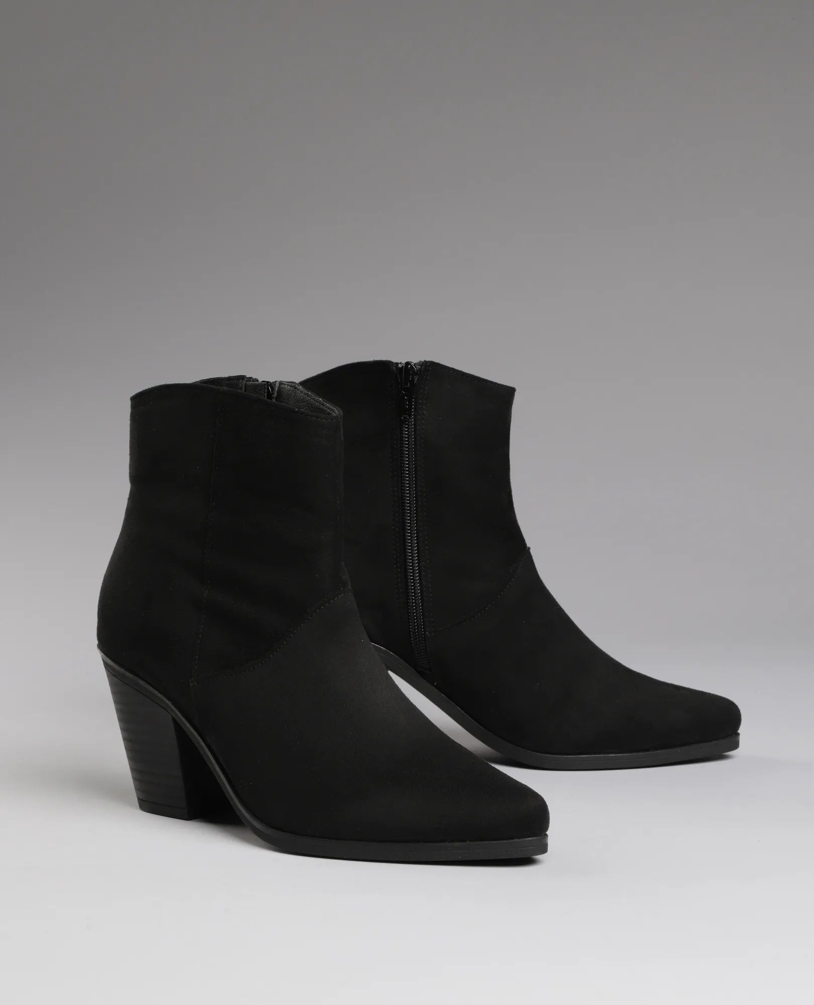 מגפוני בוקרים- תאיר