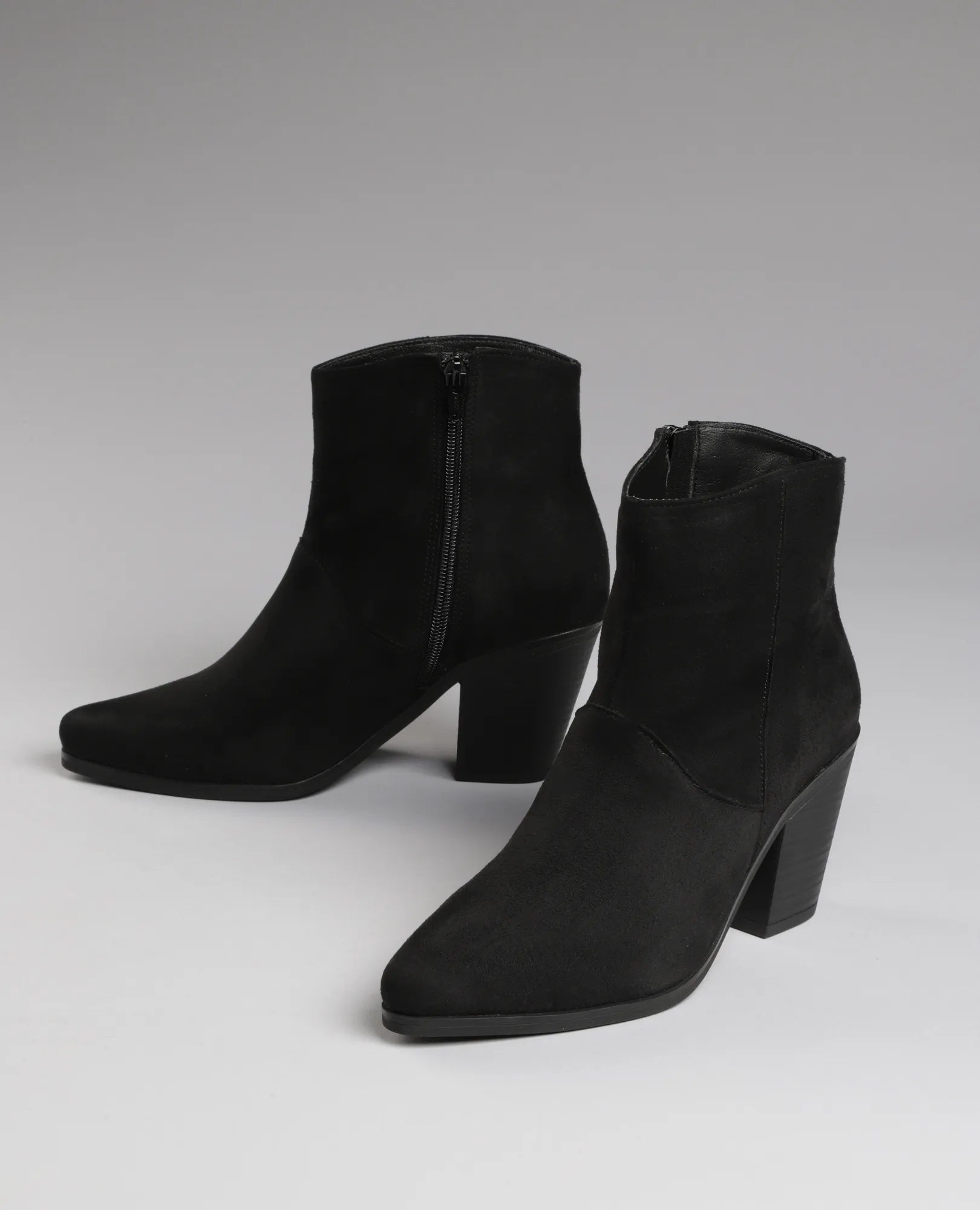 מגפוני בוקרים- תאיר