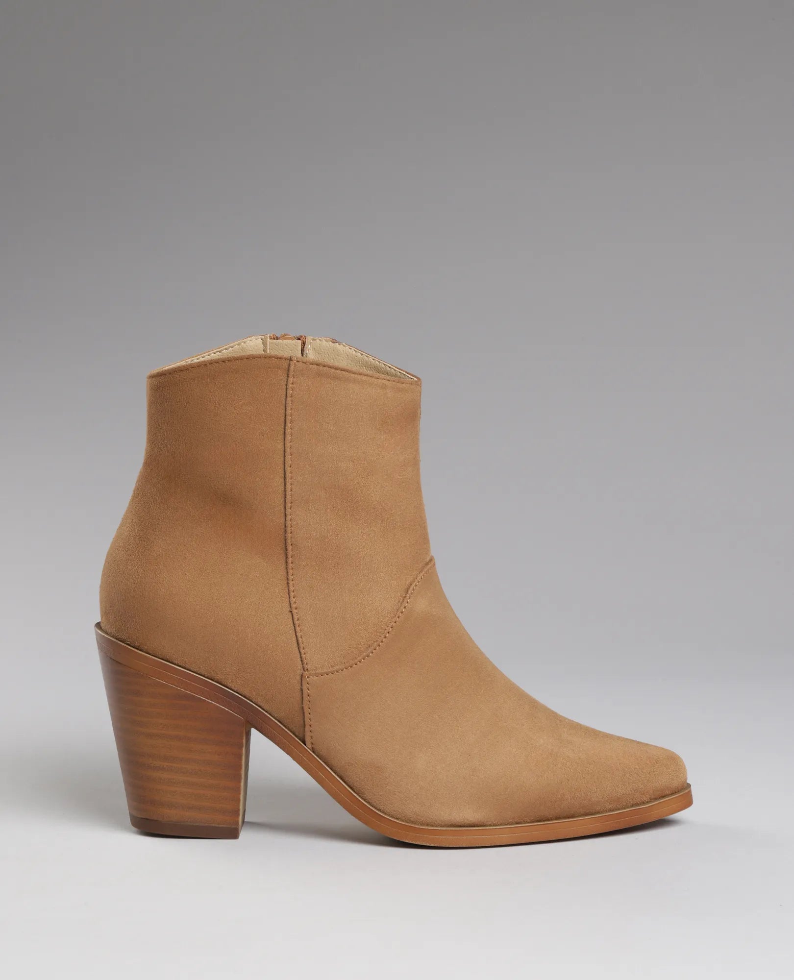 מגפוני בוקרים- תאיר