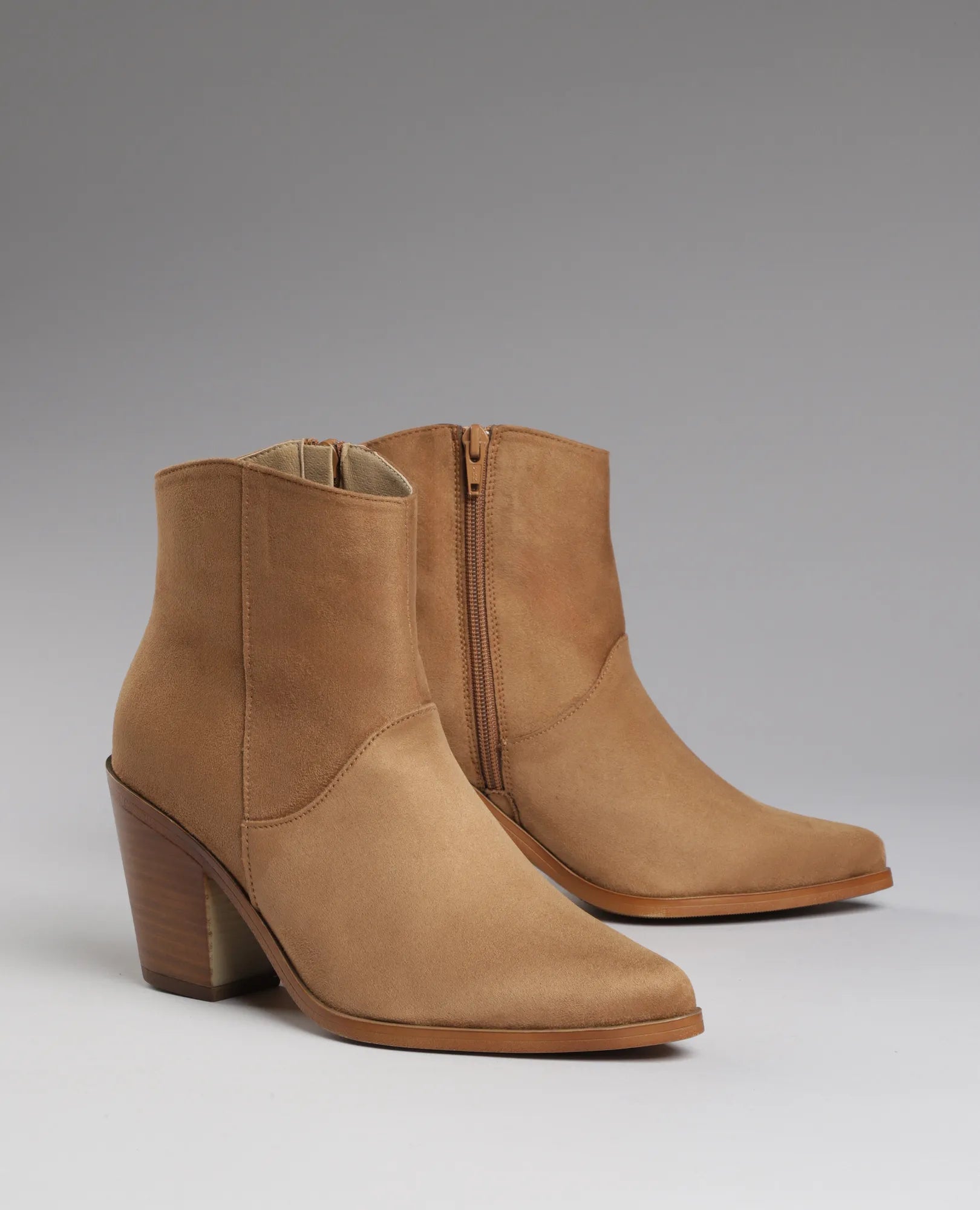 מגפוני בוקרים- תאיר