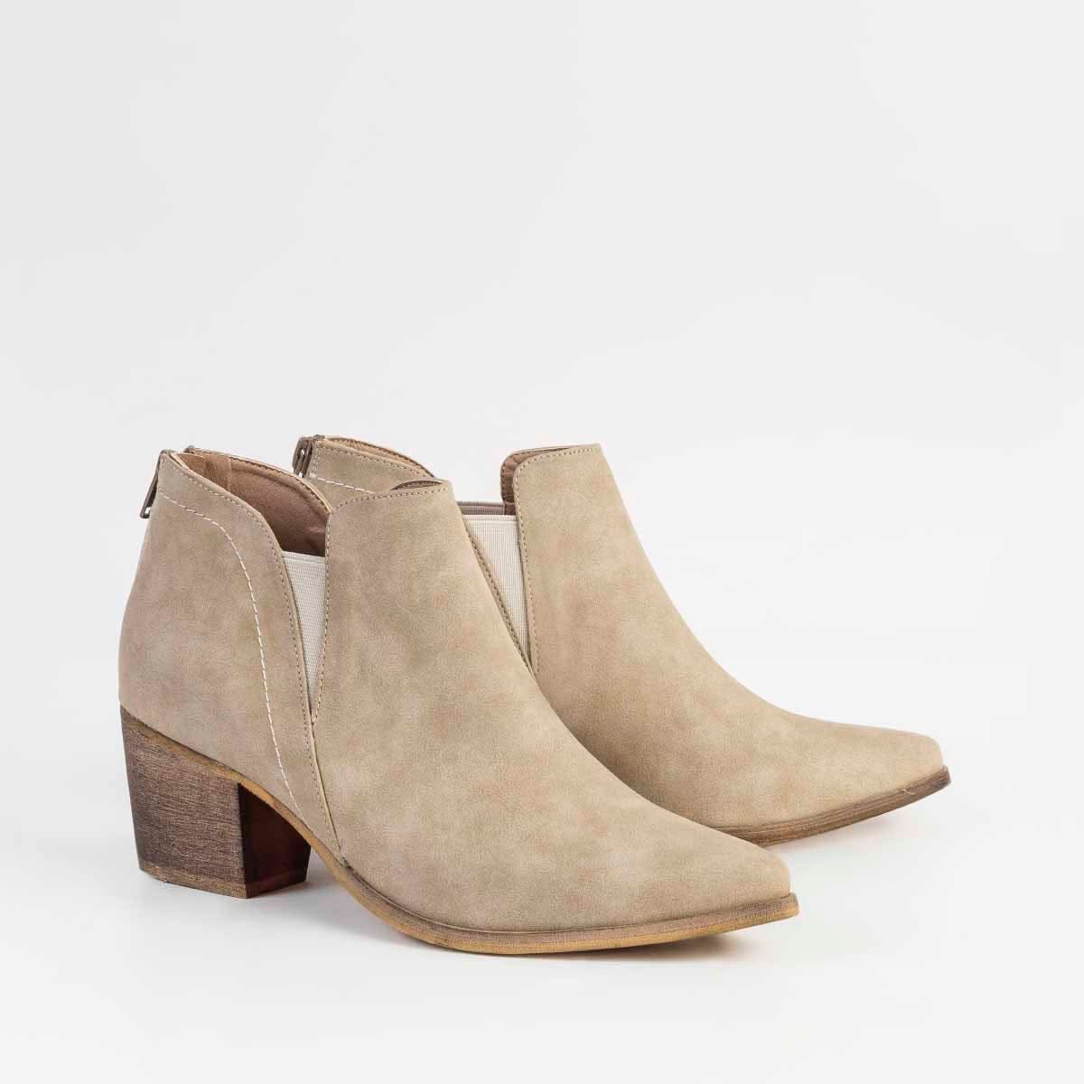 מגפונים קלאסיים עם גומי - דגם ניצן- מגפוני נשים - בי יוניק