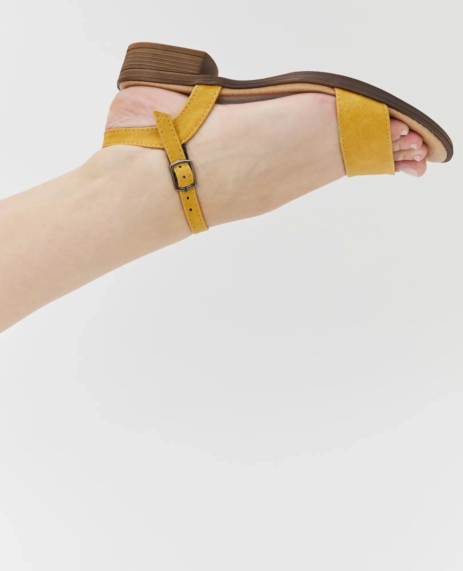 סנדלים קלאסיים- פלג