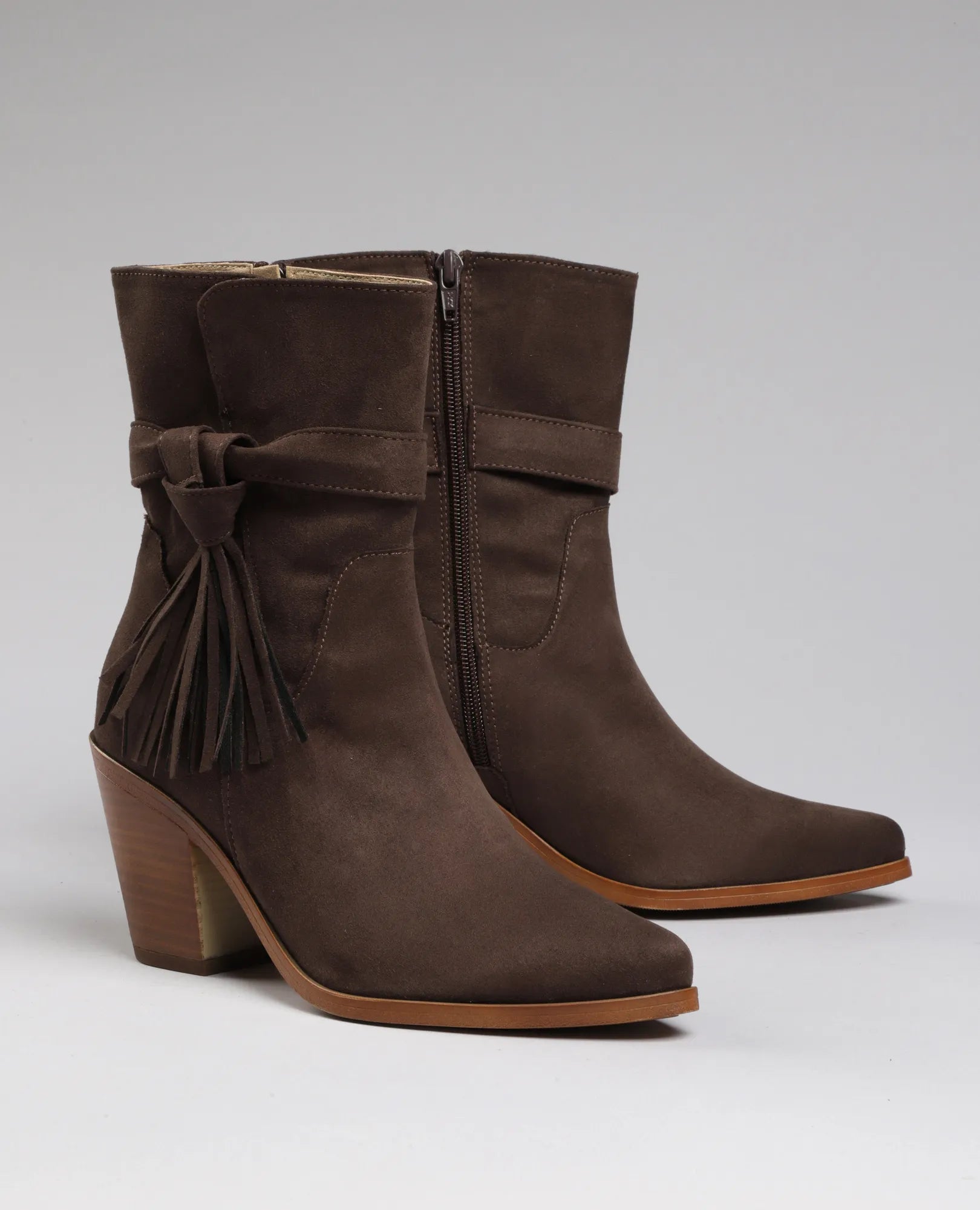 מגפונים עם פרנזים- אורית - B Unique -  מגפונים