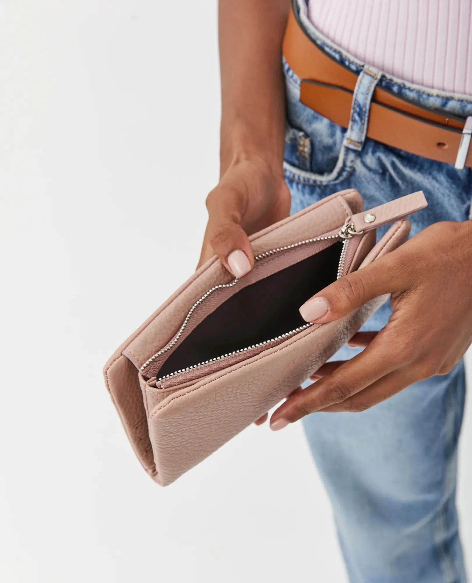 ארנק לנשים- שולי- בי יוניק 