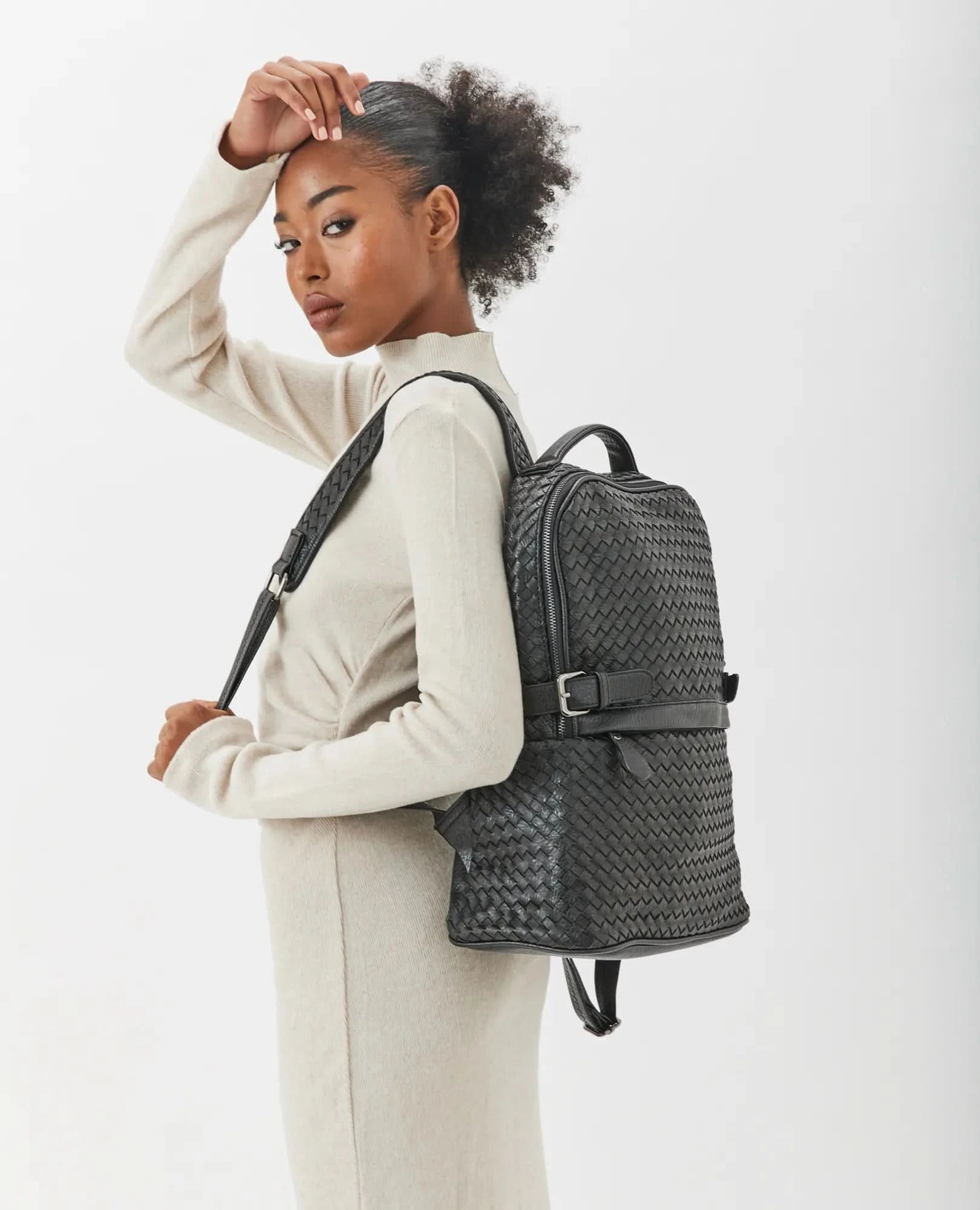 תיק גב קלוע- רוני