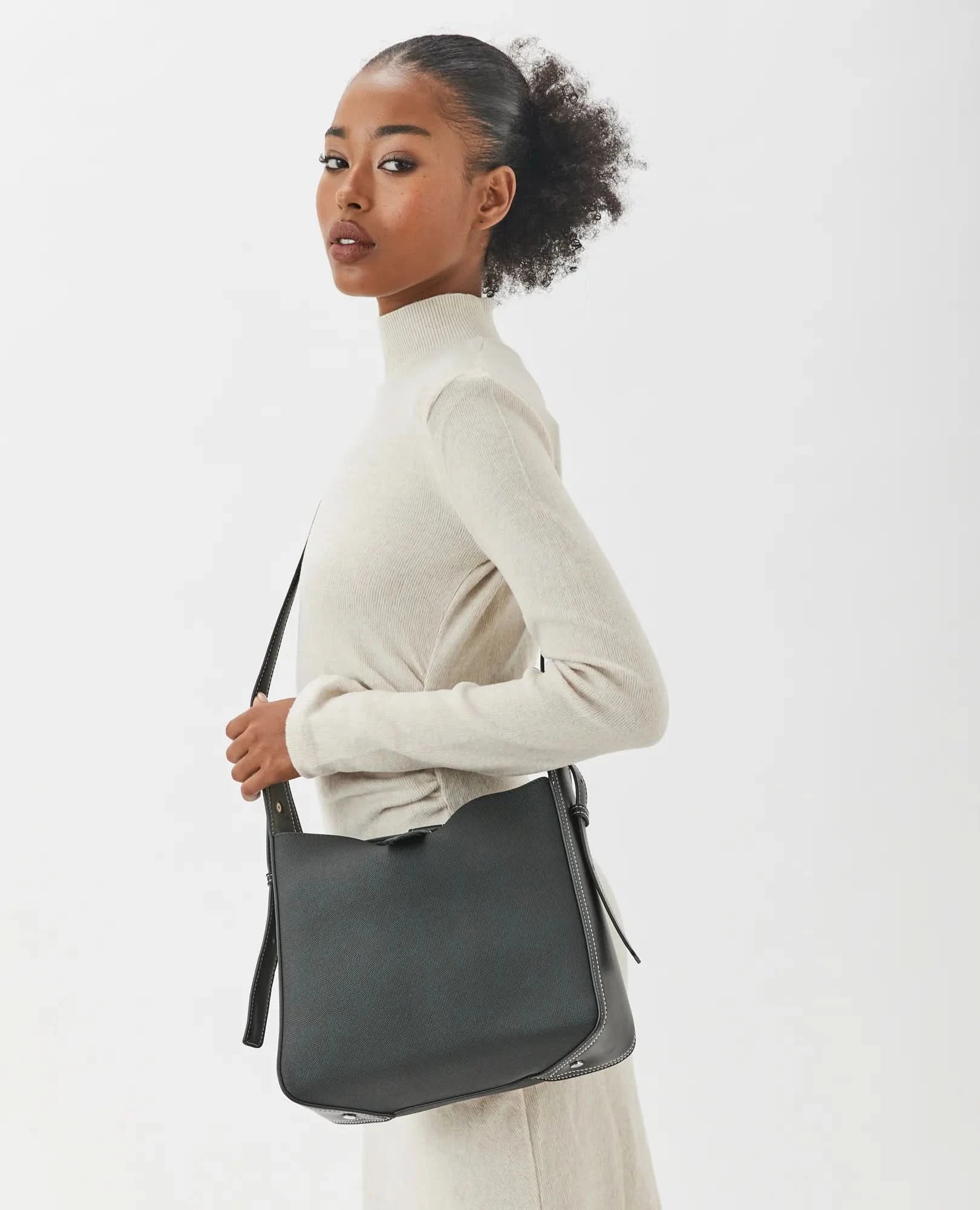 תיק צד סגירה לשונית