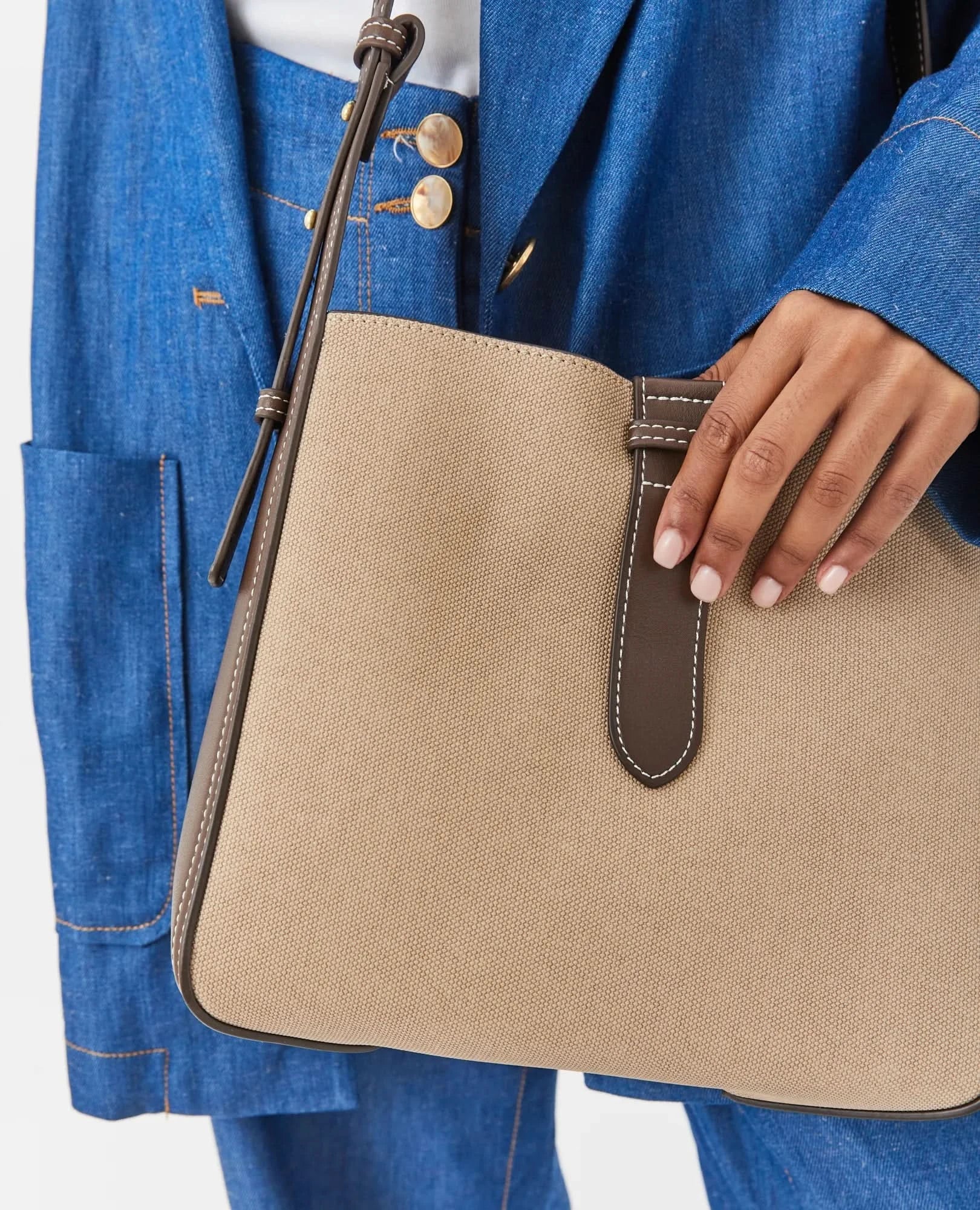 תיק צד סגירה לשונית