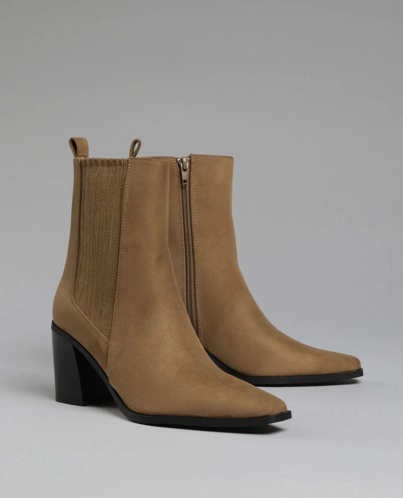 מגפוני עקב צ'לסי - גלי - B Unique -  מגפונים