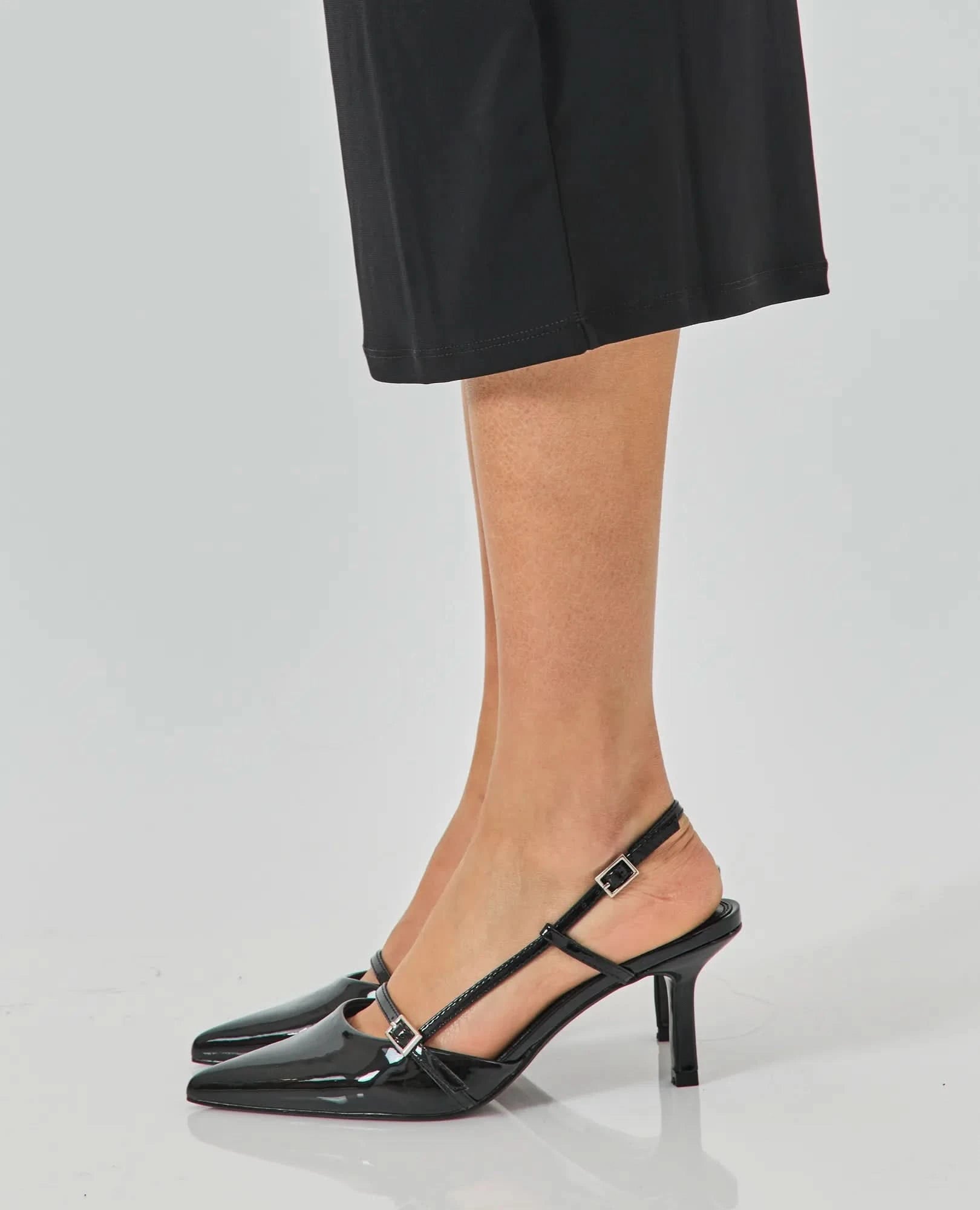 נעלי סירה - דבי - B Unique -  נעלי עקב