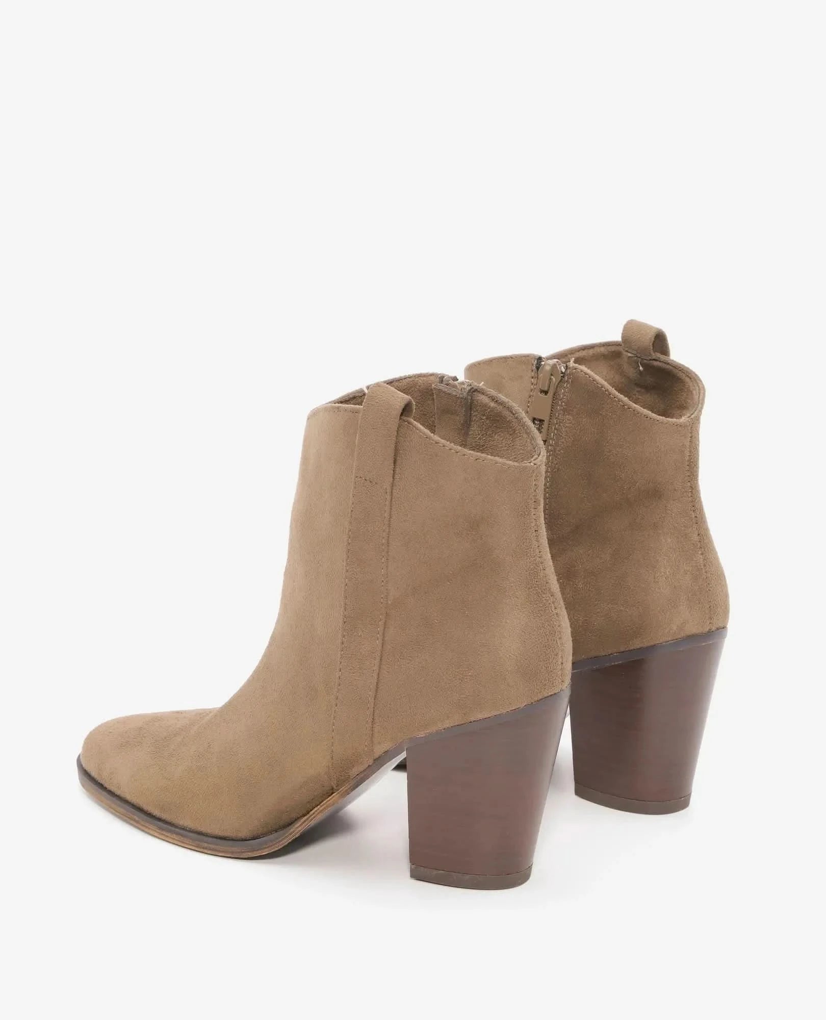 מגפוני בוקרים- גאיה - B Unique