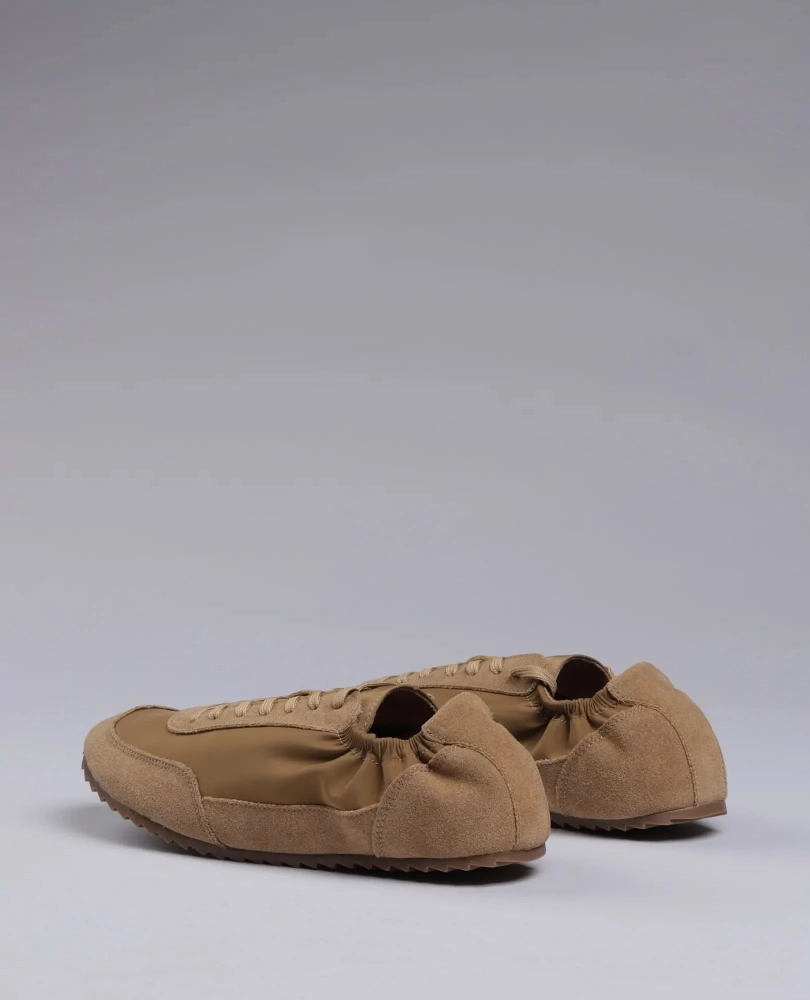 סניקרס עם גומי- קרי - B Unique -  סניקרס