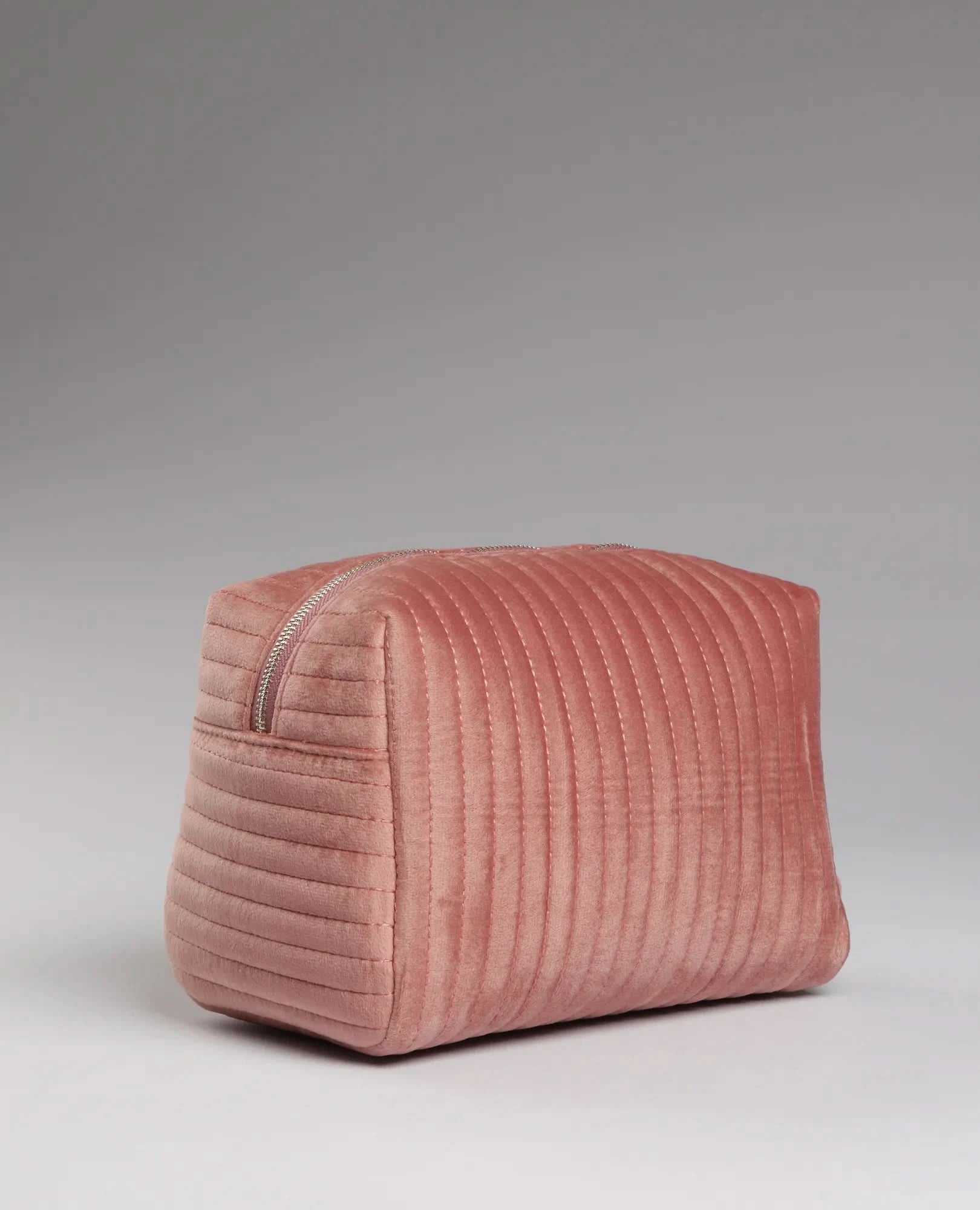 תיק איפור גדול - B Unique -  אקססוריז