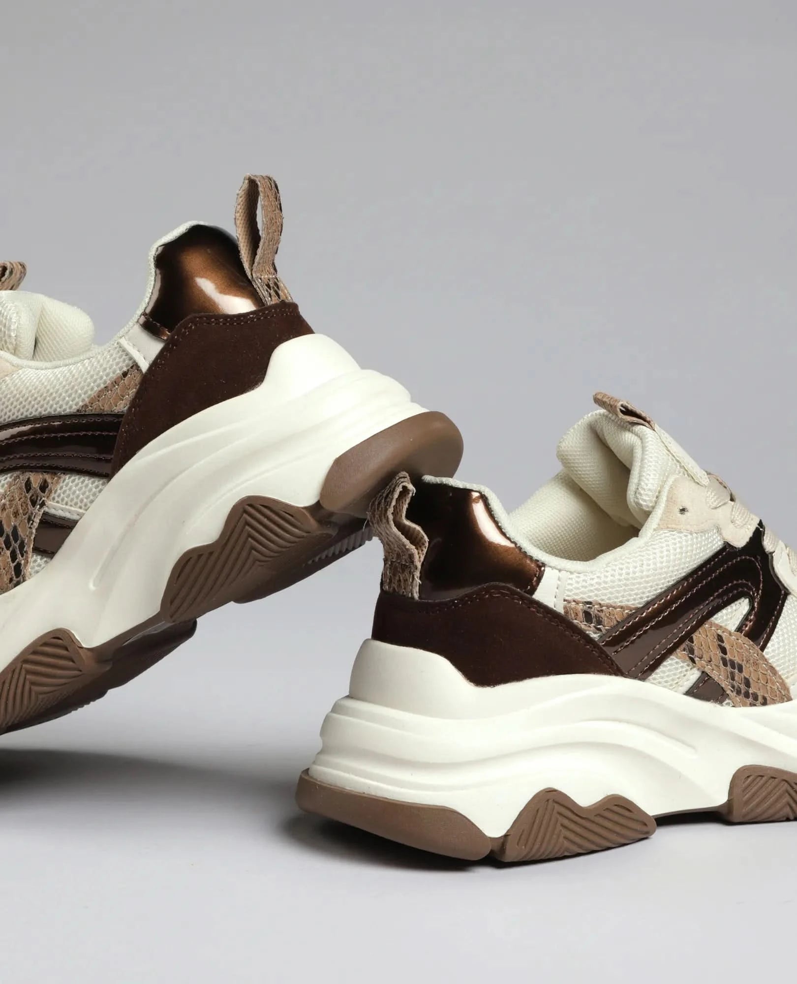 נעלי סניקרס - לוקה - B Unique -  סניקרס