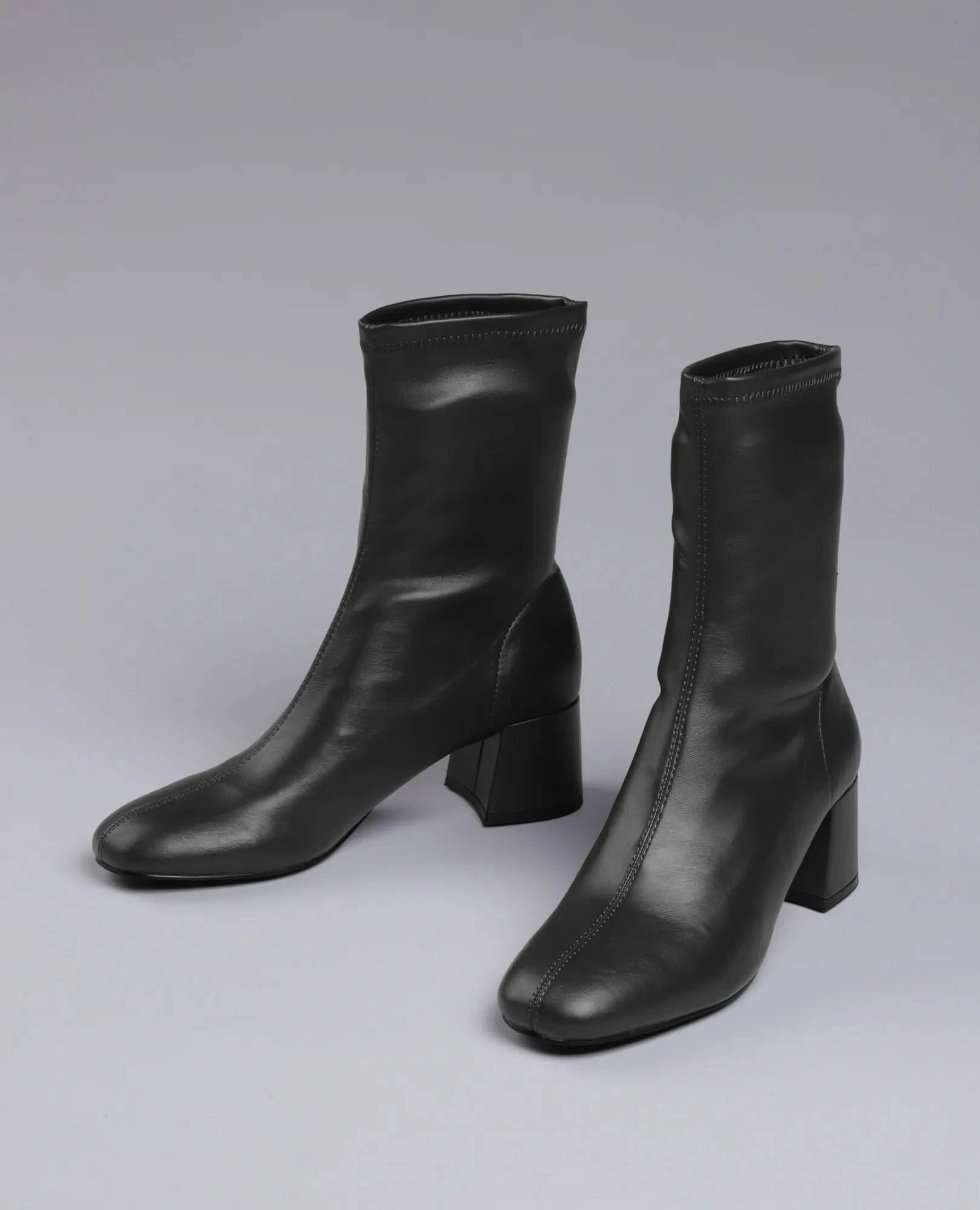 מגפונים עם עקב מרובע- שלי - B Unique -  מגפונים