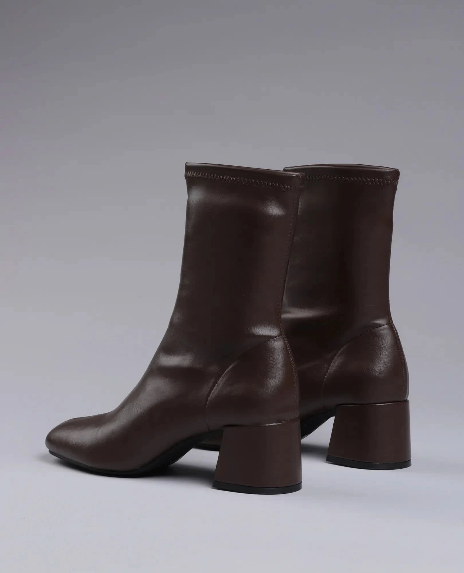 מגפונים עם עקב מרובע- שלי - B Unique -  מגפונים