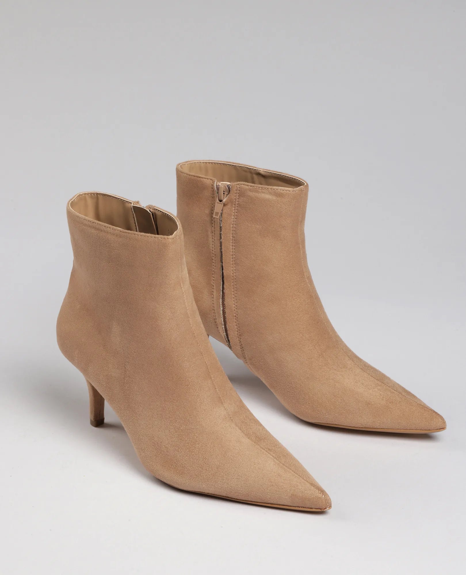 מגפוני עקב - אושר - B Unique -  מגפונים