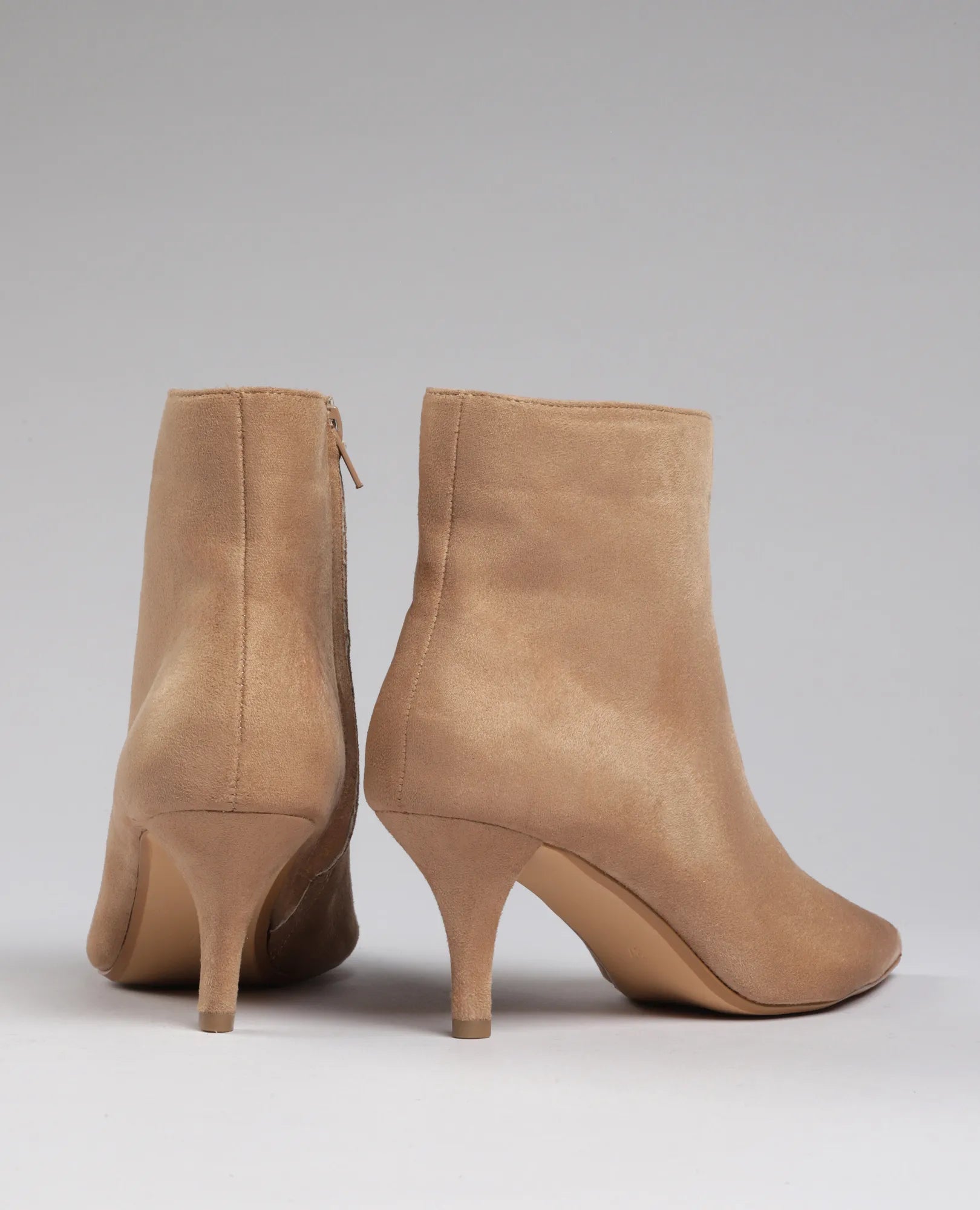 מגפוני עקב - אושר - B Unique -  מגפונים