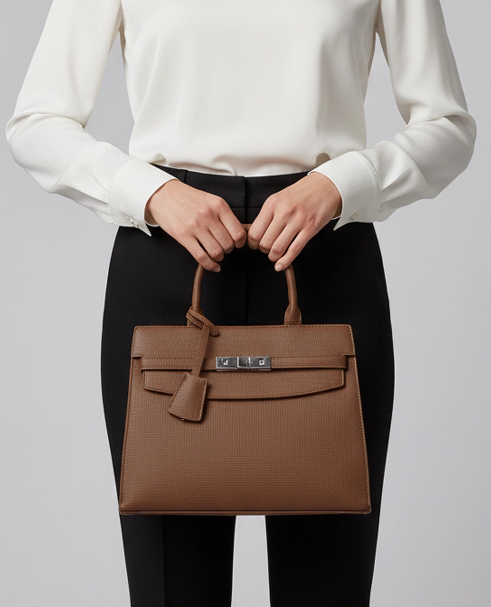 תיק צד - גיא