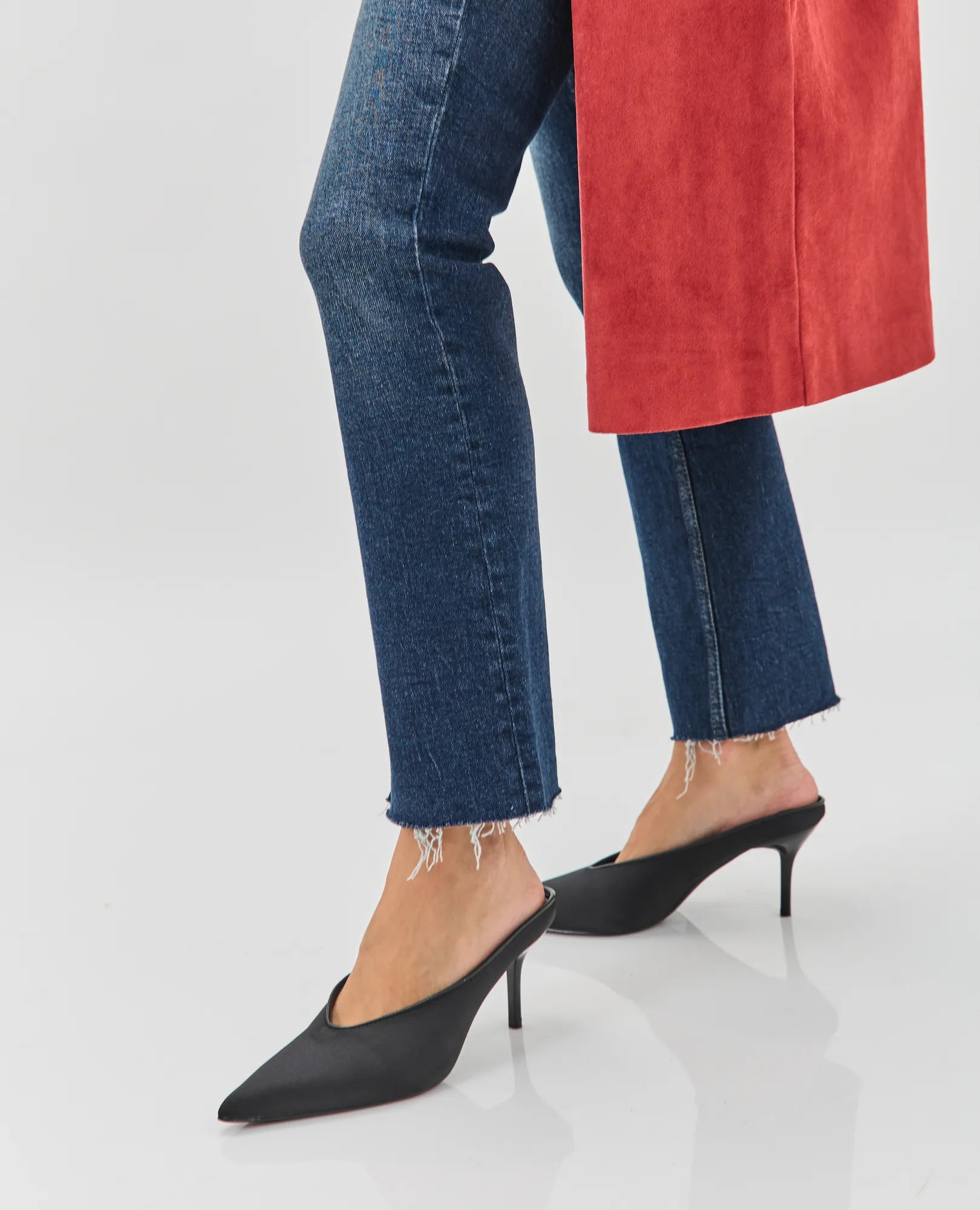 כפכפי עקב - דקל - B Unique -  כפכפי עקב