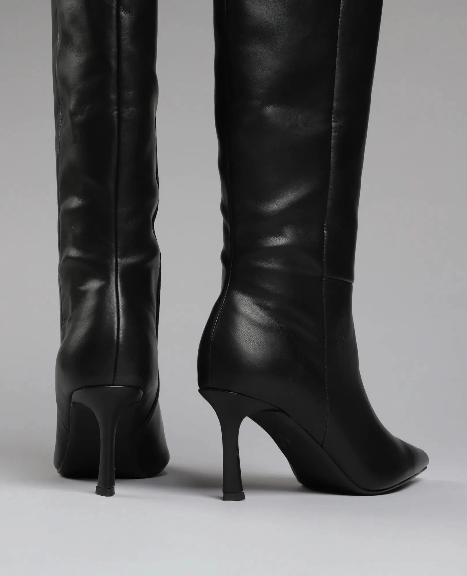 מגפי עקב - מרינה - B Unique -  מגפיים