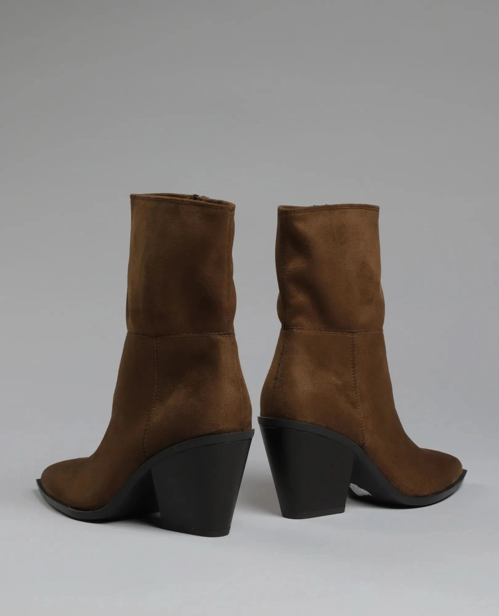 מגפוני עקב - רינת - B Unique -  מגפונים