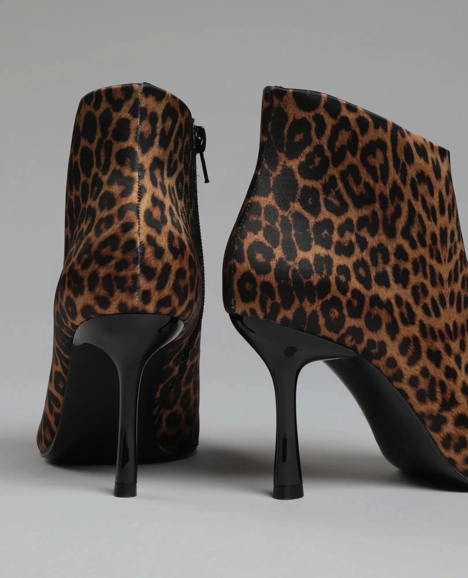 מגפוני עקב - משי - B Unique -  מגפונים