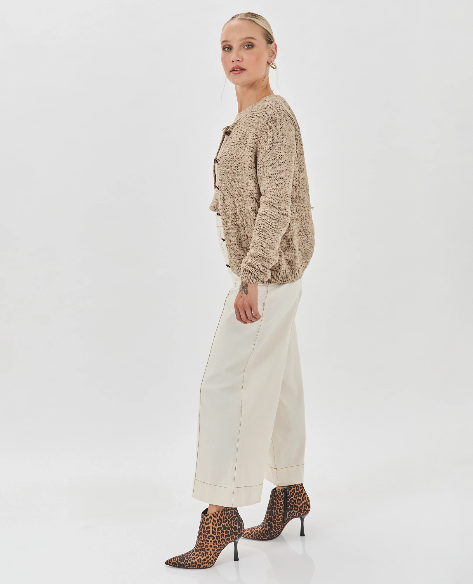 מגפוני עקב - משי - B Unique -  מגפונים