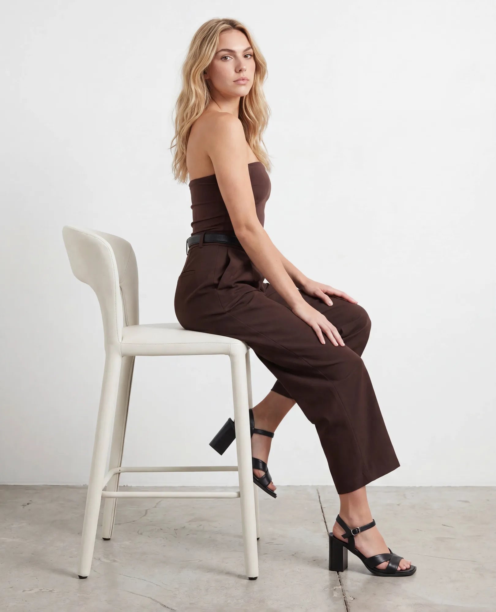 סנדלי עקב - צופי