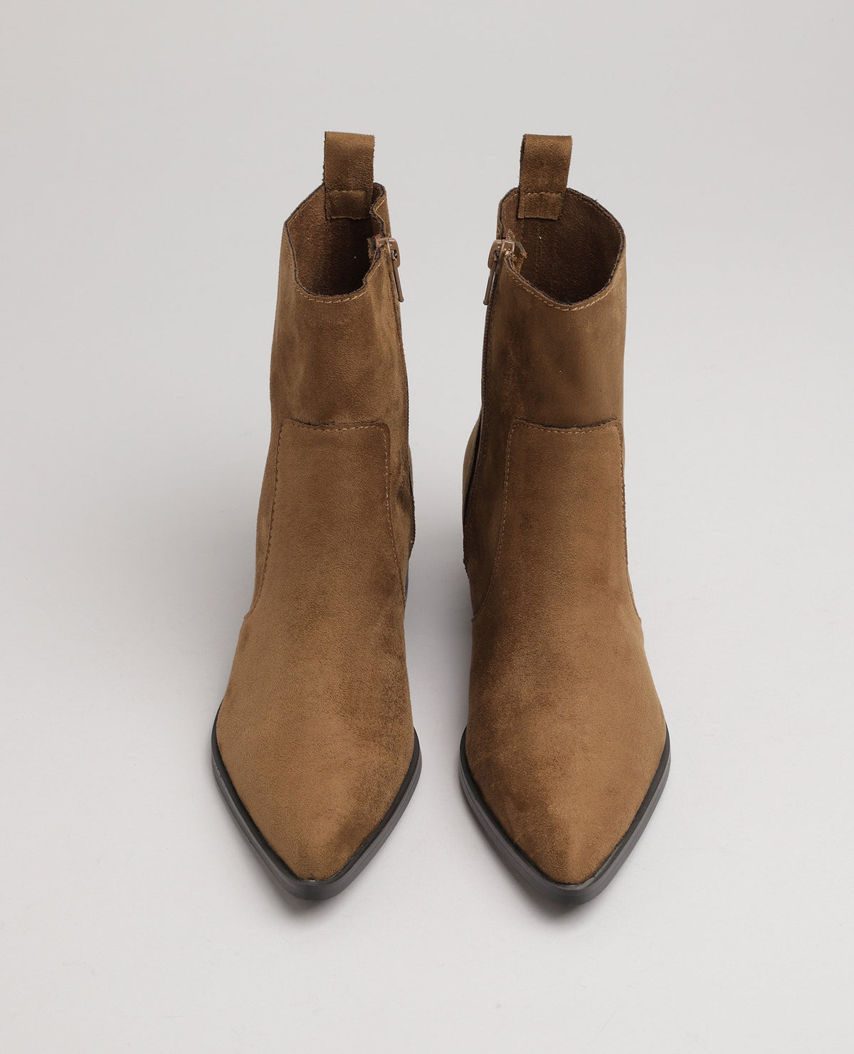 מגפוני עקב - דולי - B Unique