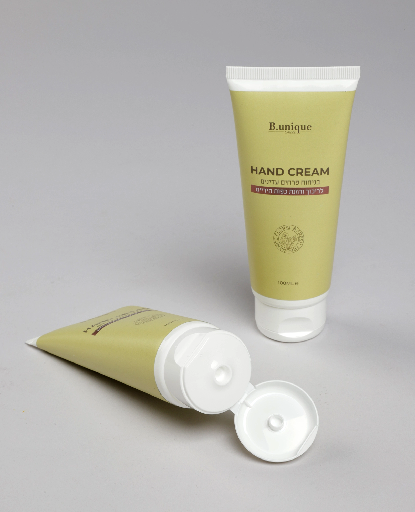 קרם ידיים בניחוח פרחים עדין